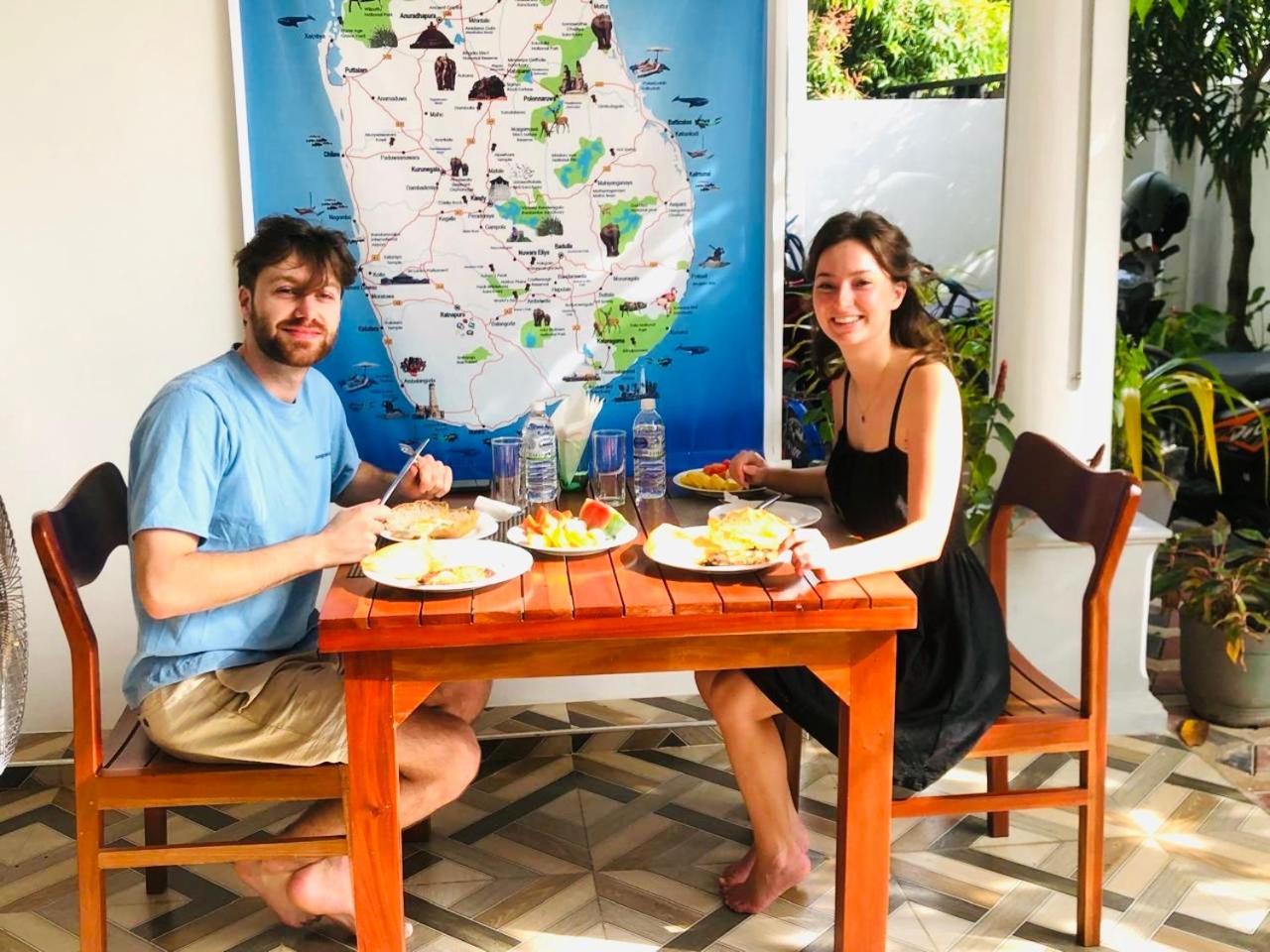 Mario Family Villa And Restaurant Negombo Eksteriør billede